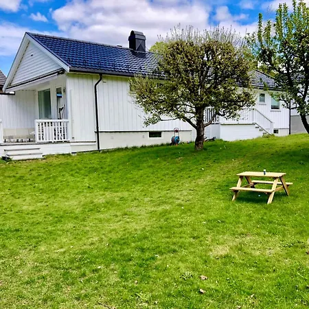 Сasa de vacaciones Sjarmerende Og Moderne Hus Ved Ekebergsletta