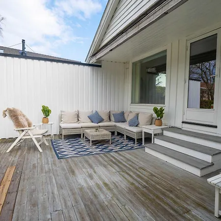 Sjarmerende Og Moderne Hus Ved Ekebergsletta Oslo